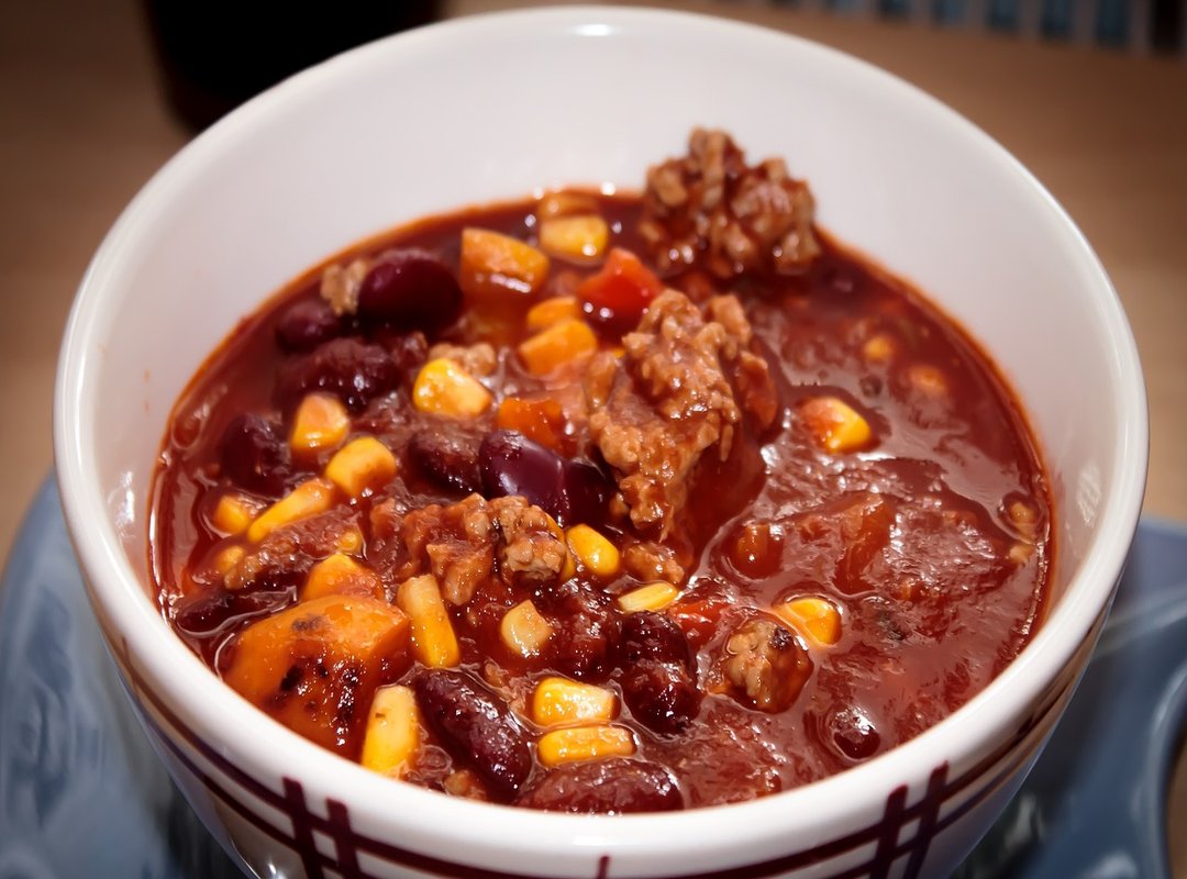 The Honest Pros and Cons of Buying Your Chili at Continente